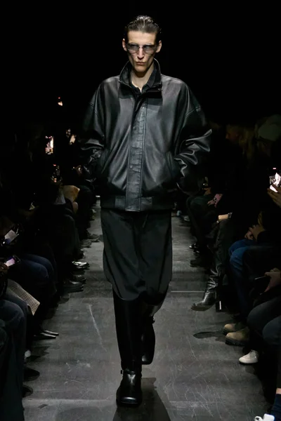 Look 42